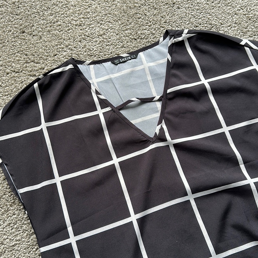 SHEIN Black and White Work Blouse Tshirt Tank Top Size XS Business Casual